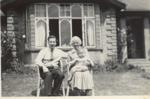 Robert Hill and Kate Emma Barlow Hill and Richard Hill Taunggyi Ooyin, Flamborough, Yorkshire in 1953